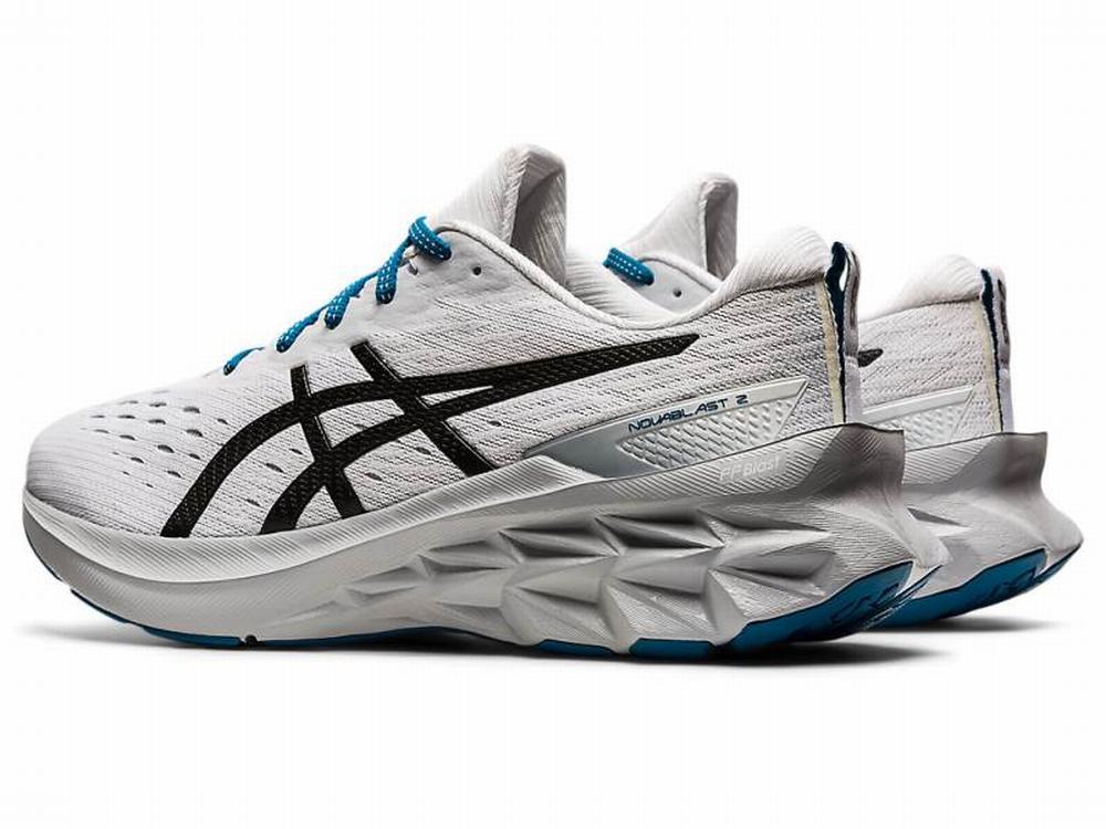 Chaussures Running Asics NOVABLAST 2 Homme Noir Blanche | VJN-968123